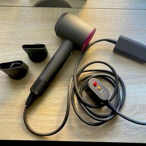 Dyson super sonic hairdryer